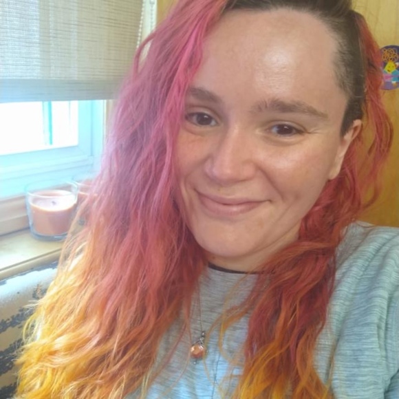 Welcome to my shop! I specialize in Torrid - Plus Size - Skincare - - Picture 4 of 10